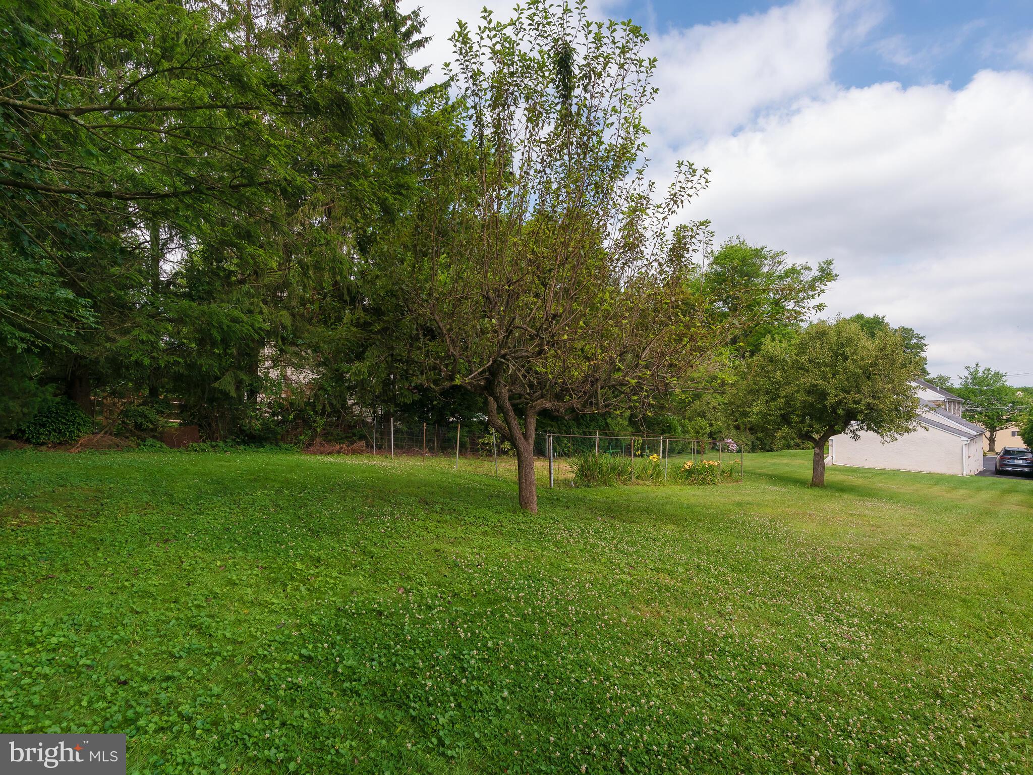 365 Sugartown Road Wayne, PA 19087 - Photo 45 of 46 Back Yard