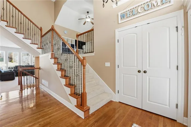 $570,000 | 9407 North Laurel Avenue, Kansas City, MO 64157