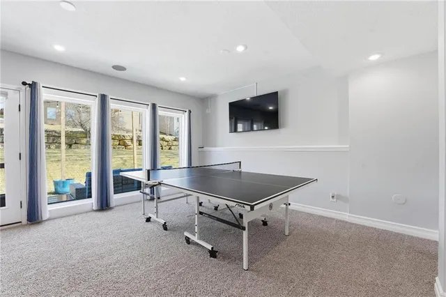 $570,000 | 9407 North Laurel Avenue, Kansas City, MO 64157