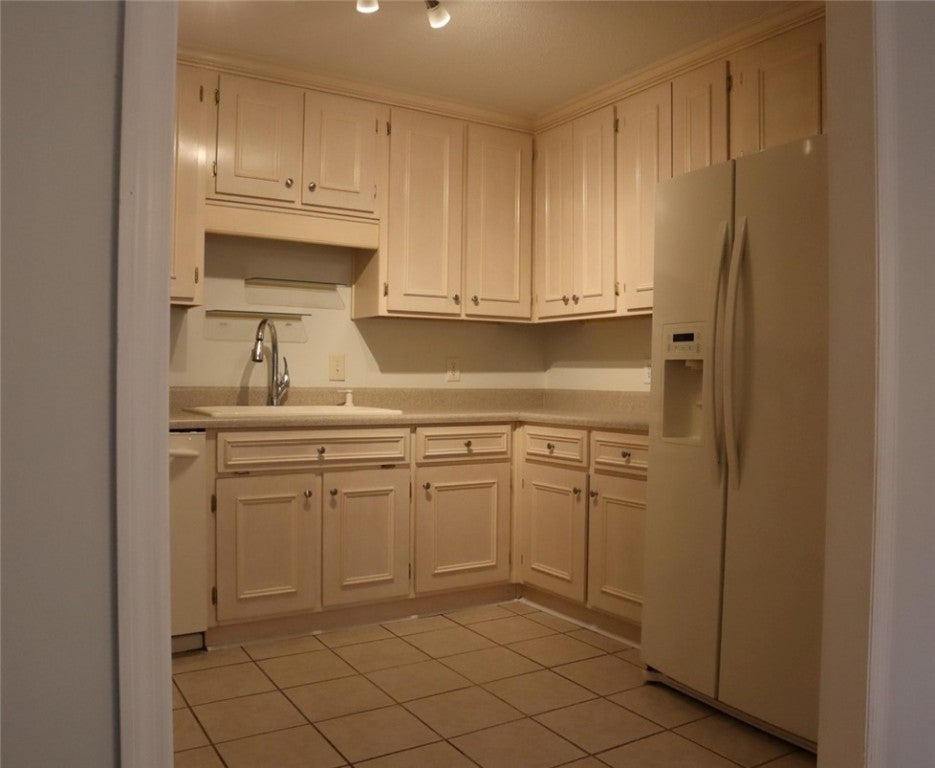 701 Rustic Street Opelika, AL 36801 - Photo 5 of 17 Gallery Image 5