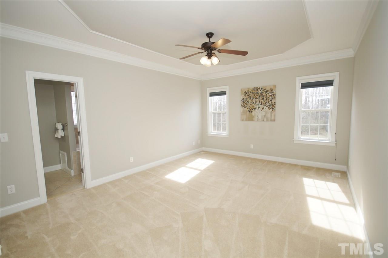 1013 Newburgh Circle Raleigh, NC 27603 - Photo 12 of 25 Gallery Image 12