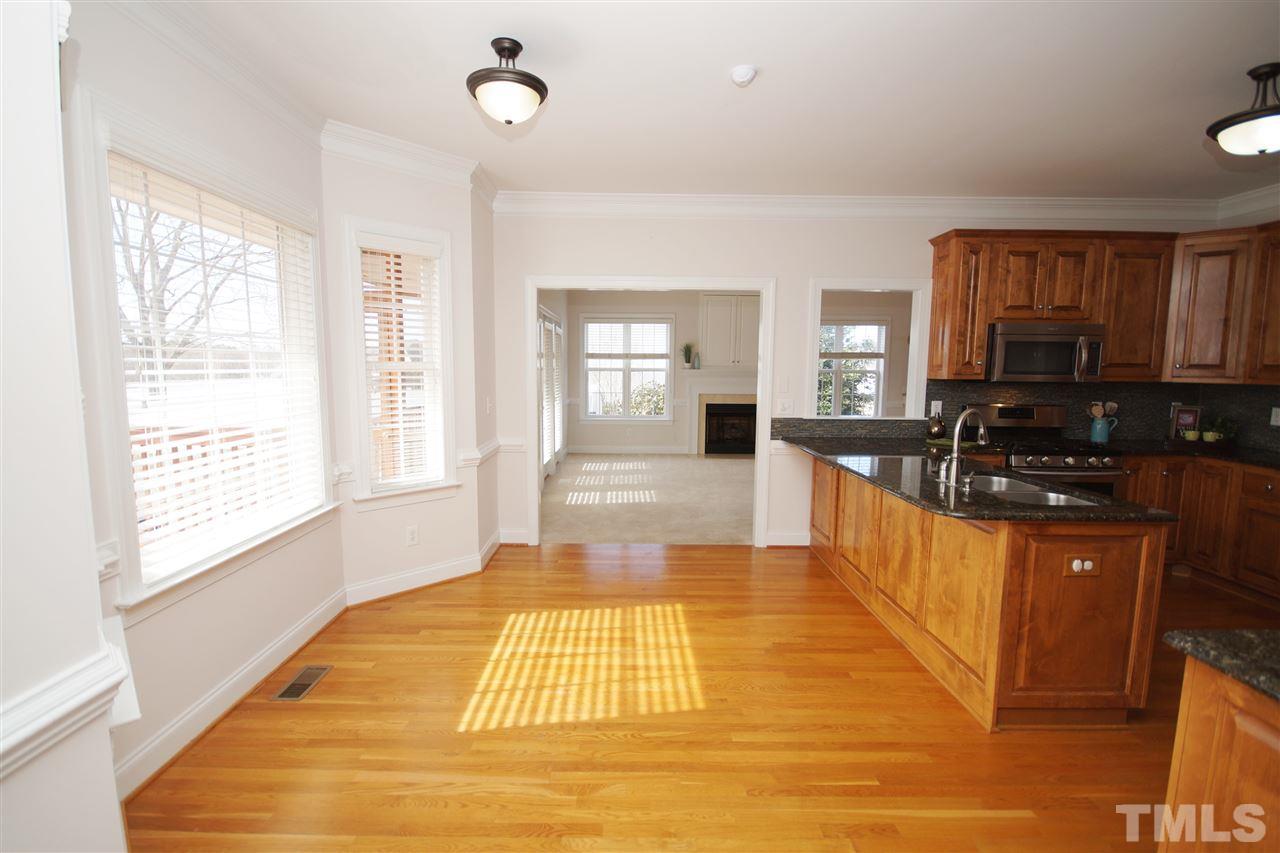 1013 Newburgh Circle Raleigh, NC 27603 - Photo 8 of 25 Gallery Image 8