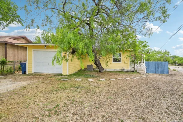 $215,000 | 12702 Middle Lane, San Antonio, TX 78217