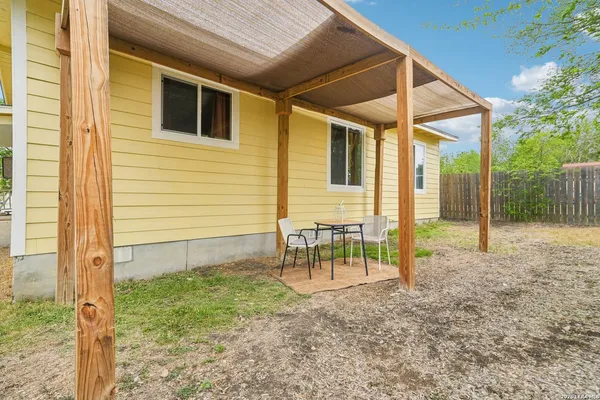 $215,000 | 12702 Middle Lane, San Antonio, TX 78217