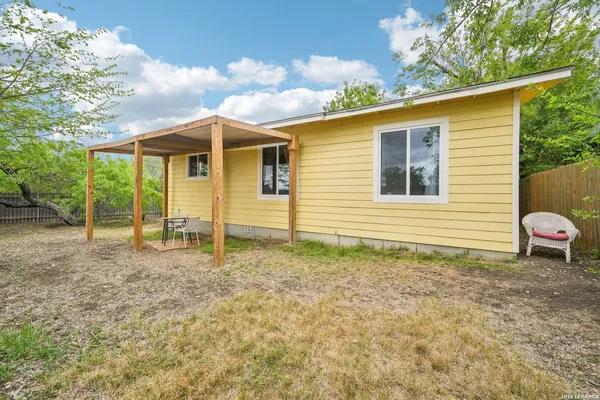 $215,000 | 12702 Middle Lane, San Antonio, TX 78217