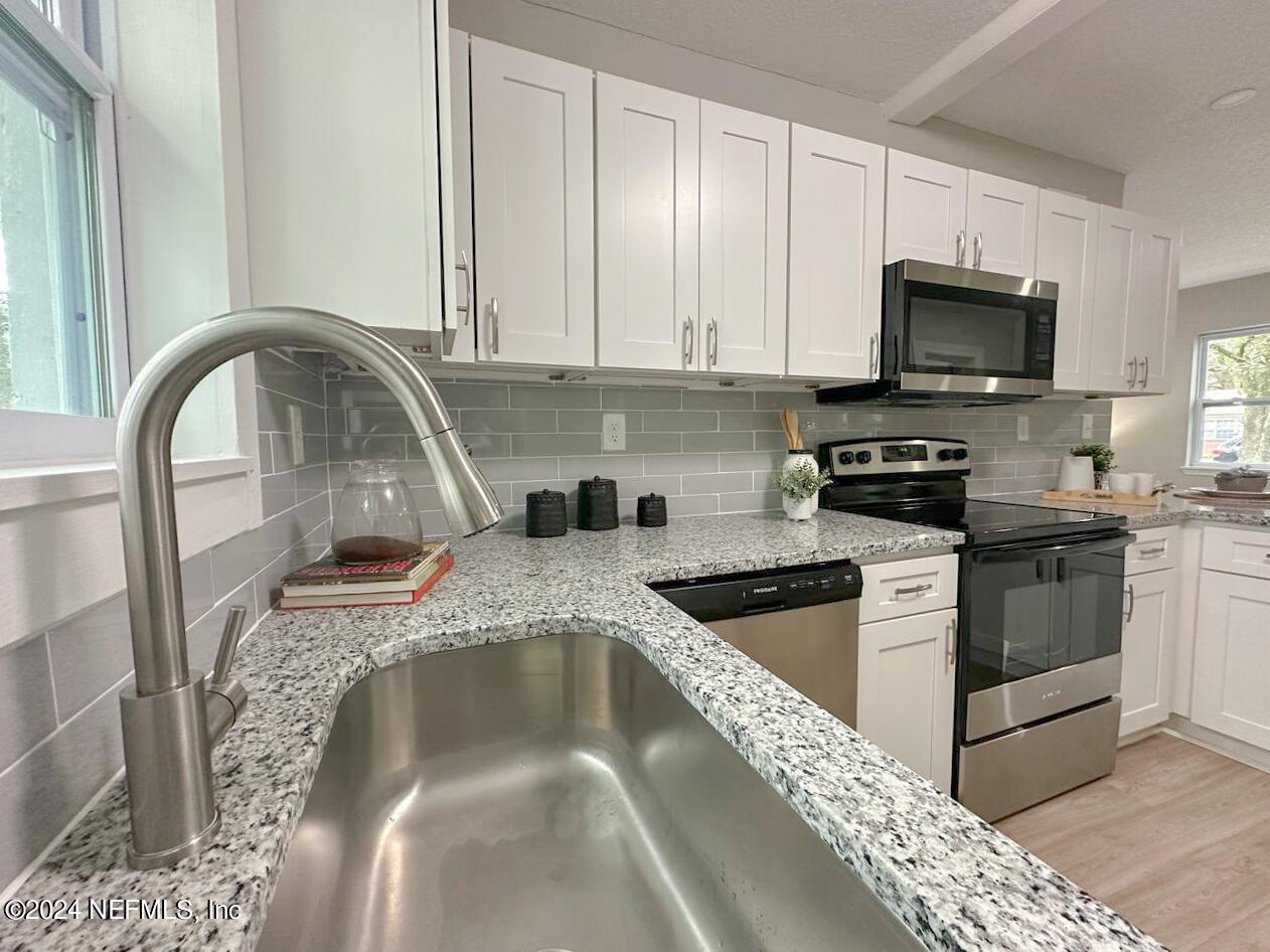 2534 Community Road Jacksonville, FL 32207 - Photo 17 of 33 IMG-20240209-WA0029