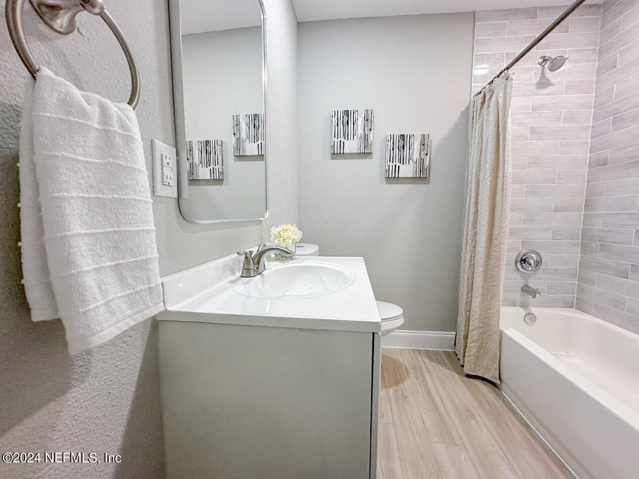2534 Community Road Jacksonville, FL 32207 - Photo 20 of 33 IMG-20240209-WA0024