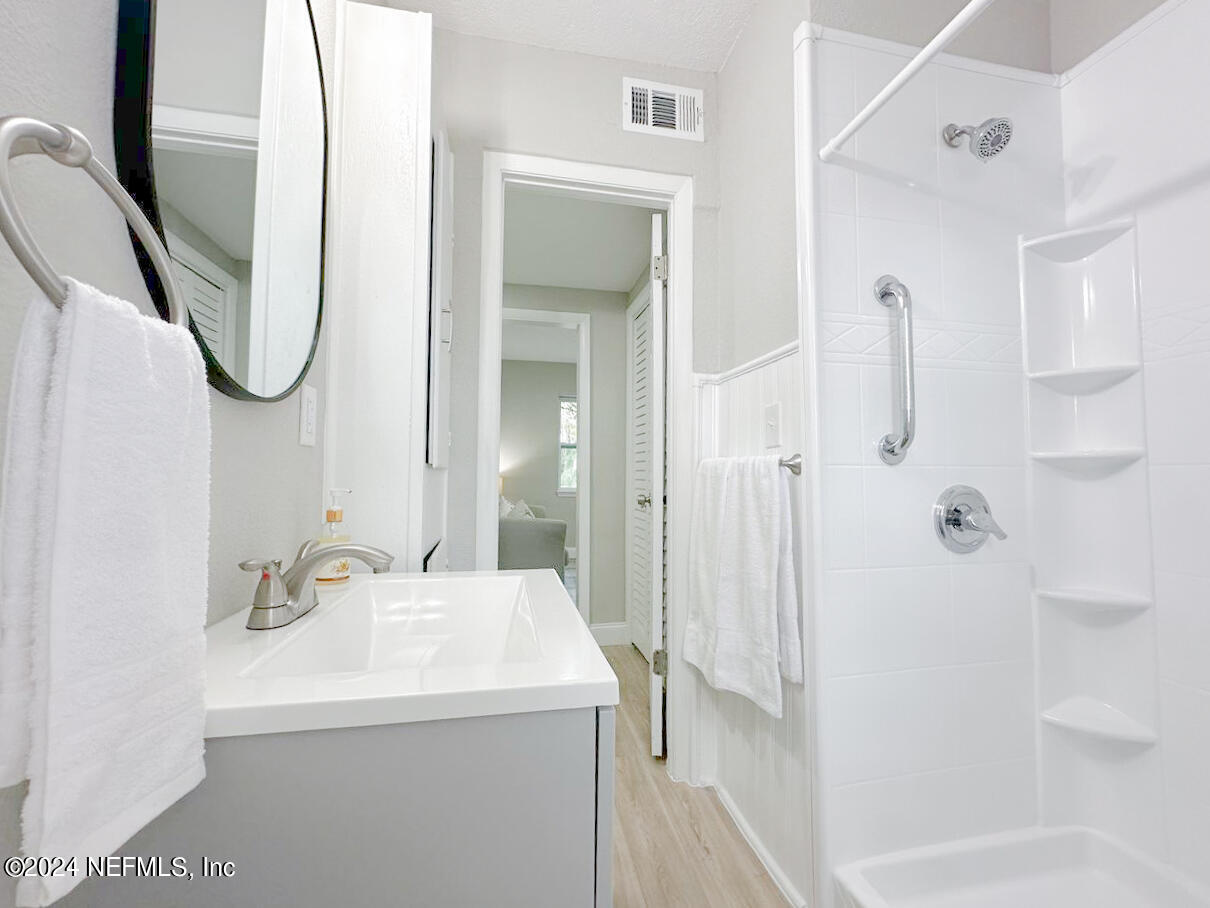 2534 Community Road Jacksonville, FL 32207 - Photo 28 of 33 IMG-20240209-WA0019