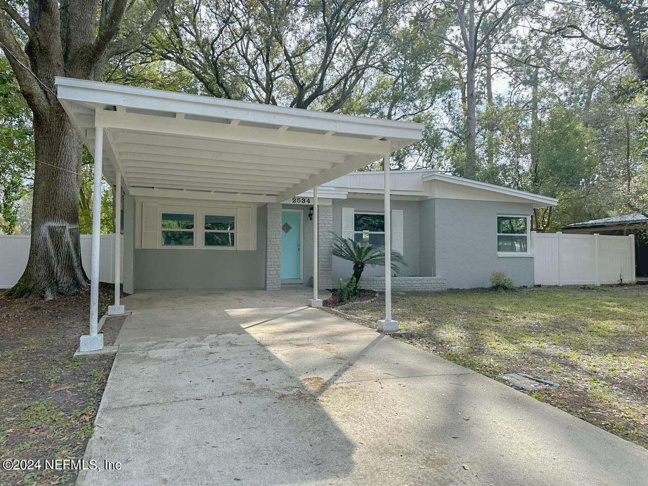 2534 Community Road Jacksonville, FL 32207 - Photo 3 of 33 IMG-20240209-WA0038(1)