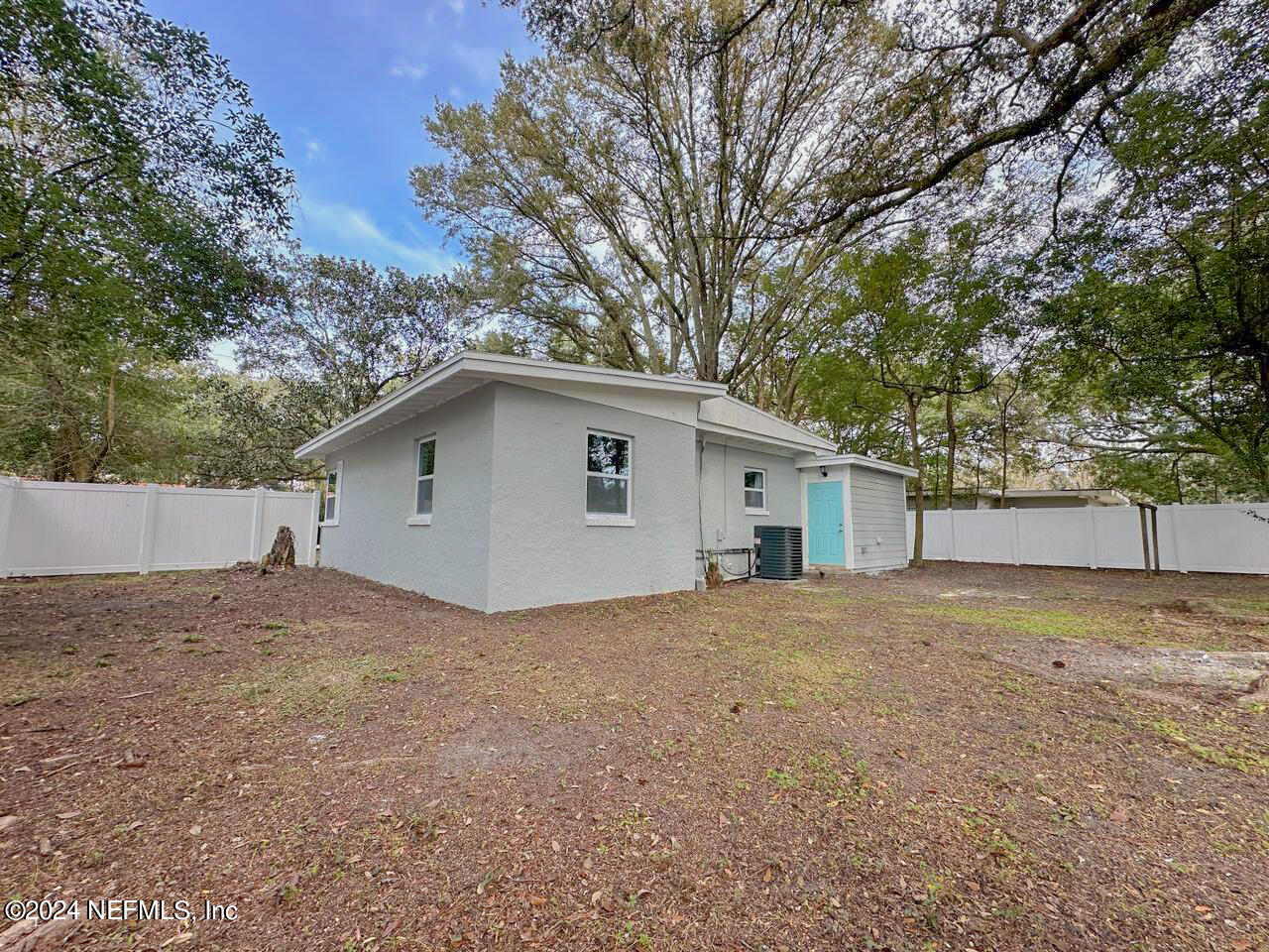2534 Community Road Jacksonville, FL 32207 - Photo 32 of 33 IMG-20240209-WA0011