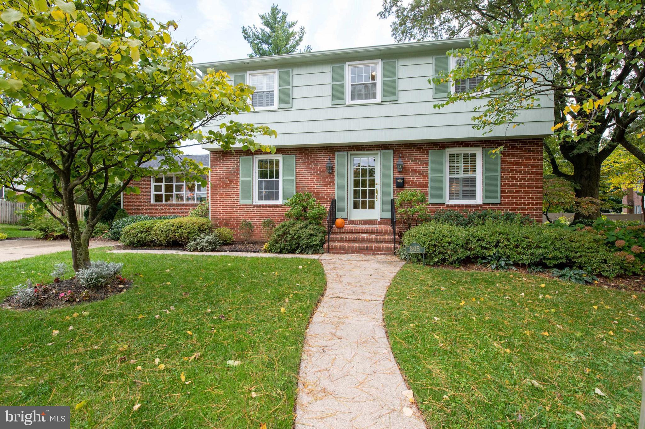 805 Stoneleigh Road Baltimore, MD 21212 - Photo 1 of 38