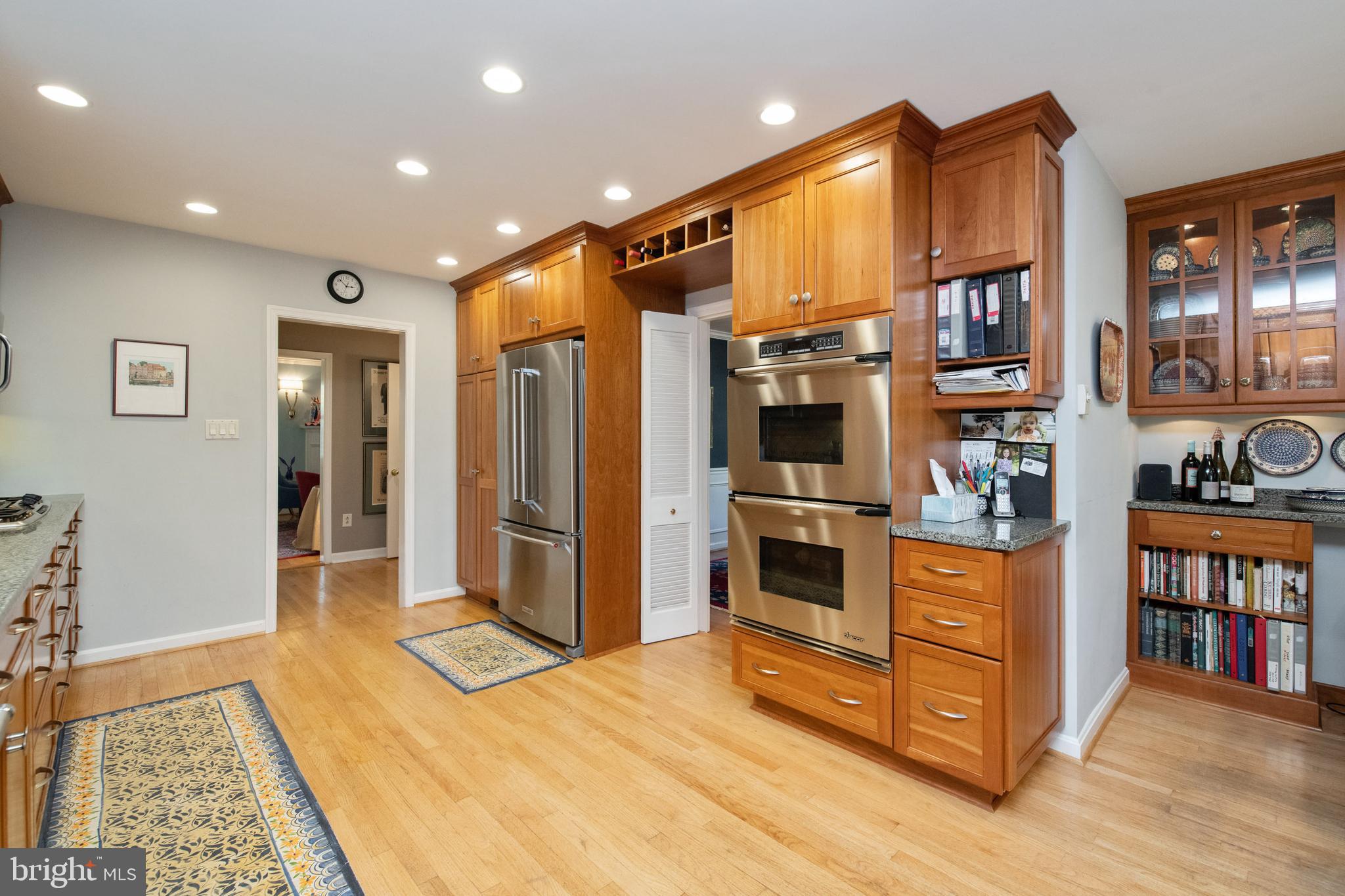 805 Stoneleigh Road Baltimore, MD 21212 - Photo 13 of 38