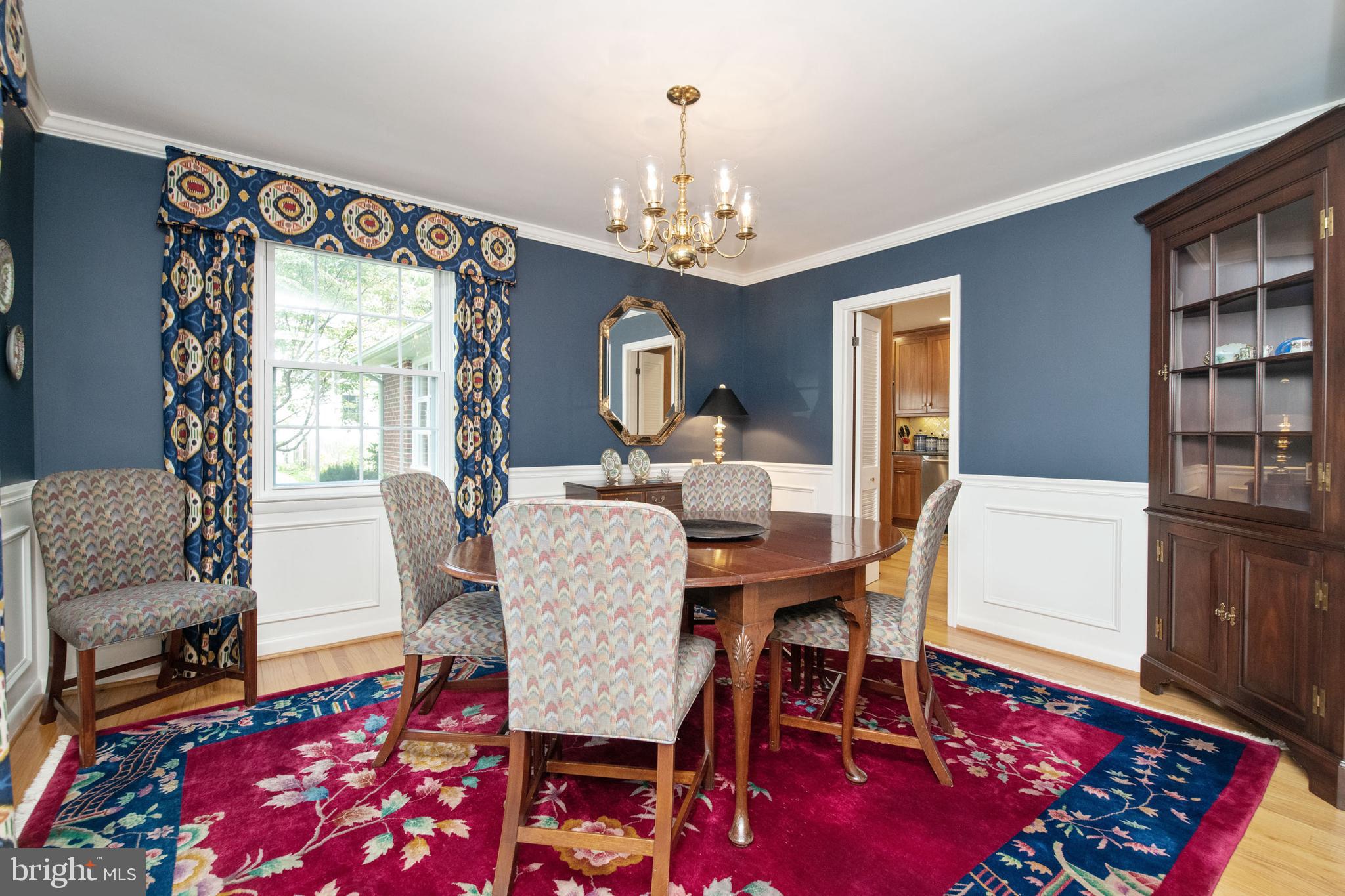 805 Stoneleigh Road Baltimore, MD 21212 - Photo 6 of 38