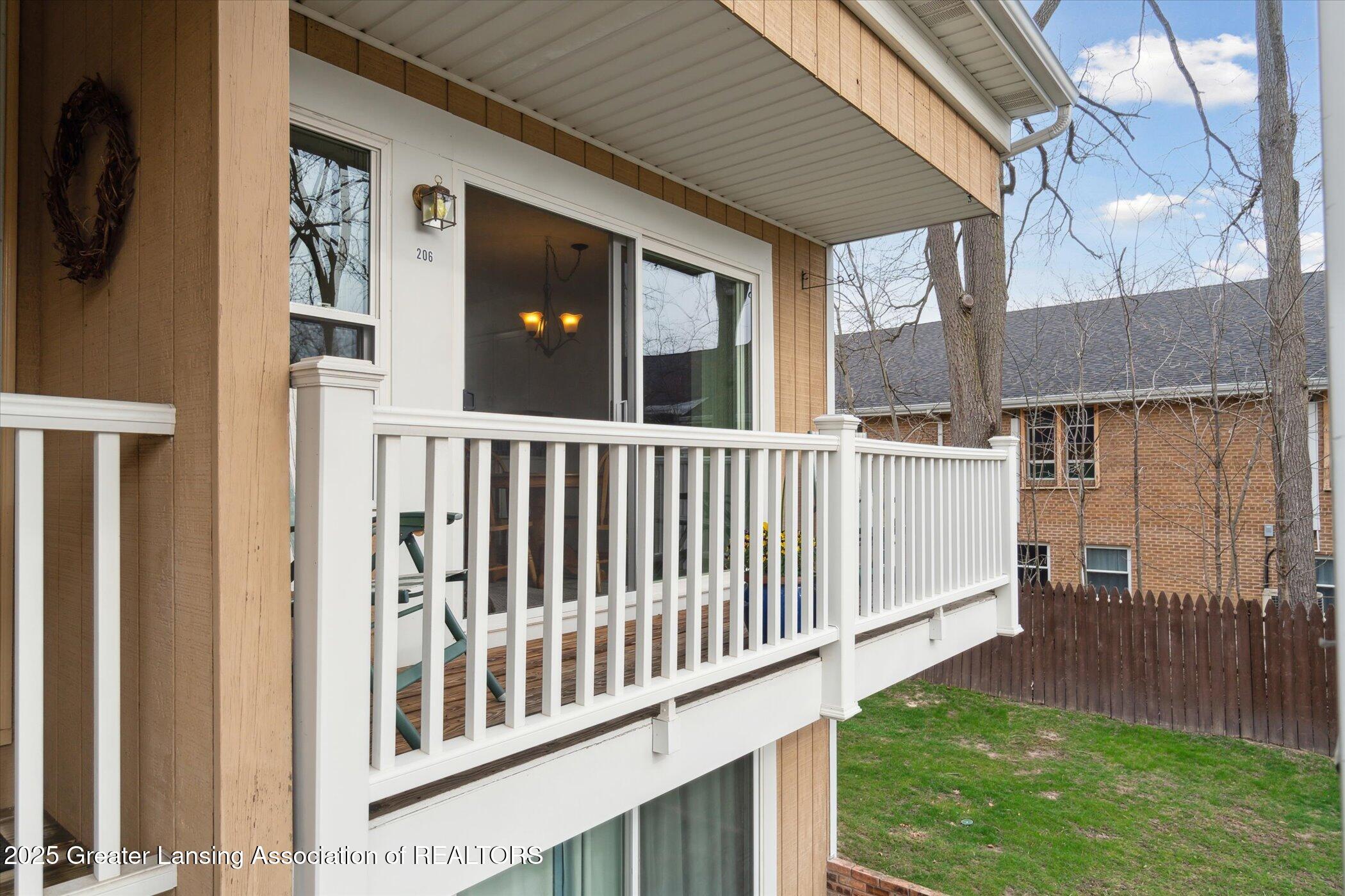 2034 Hamilton Road, Unit 206 Okemos, MI 48864 - Photo 3 of 27 05-2034-Hamilton-Rd-Okemos-MI-48864-Wind