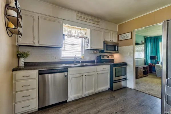 $117,000 | 1535 MacArthur Drive, Evansville, IN 47714