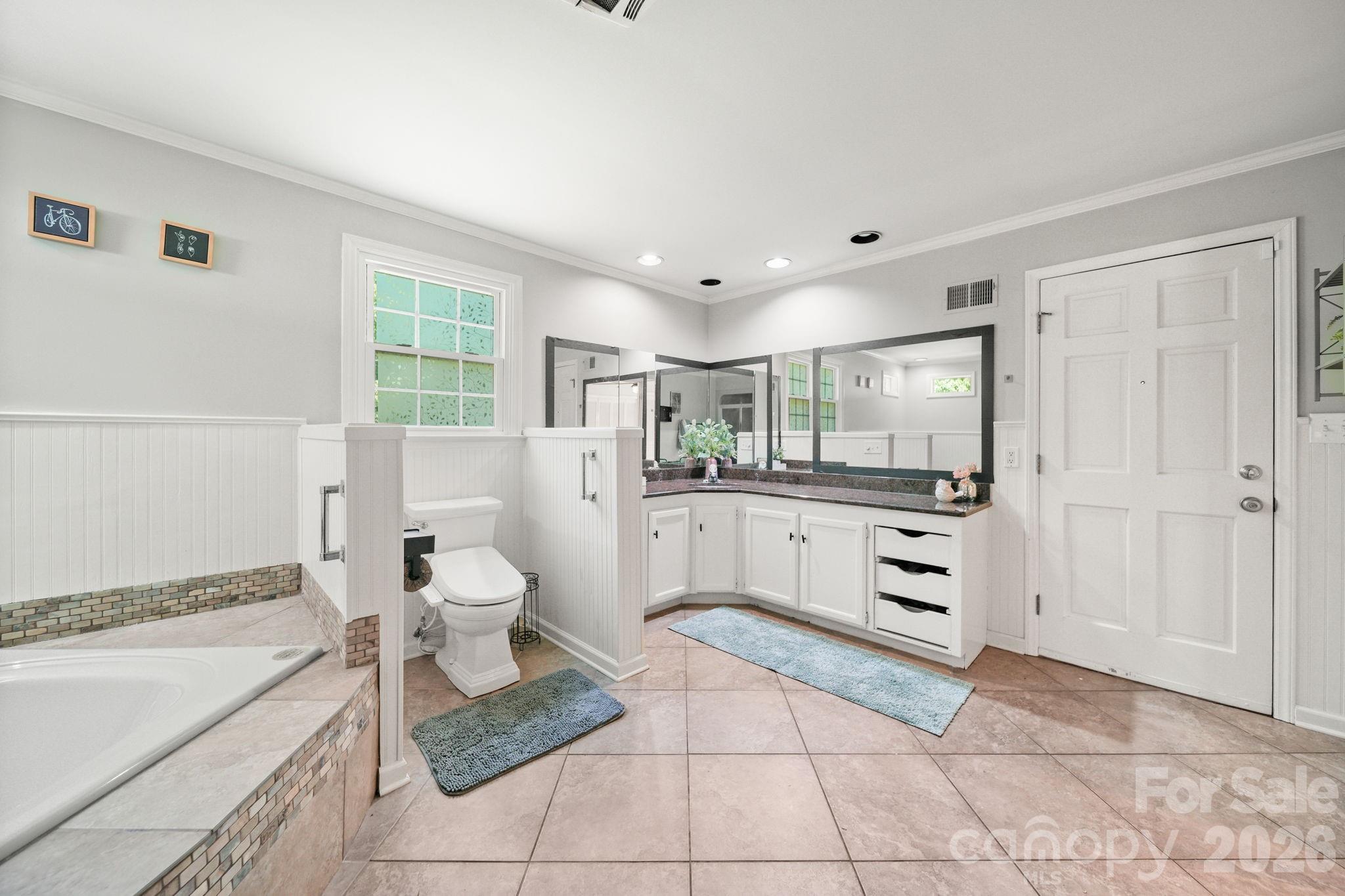 5329 Providence Road Charlotte, NC 28226 - Photo 18 of 45 Gallery Image 18