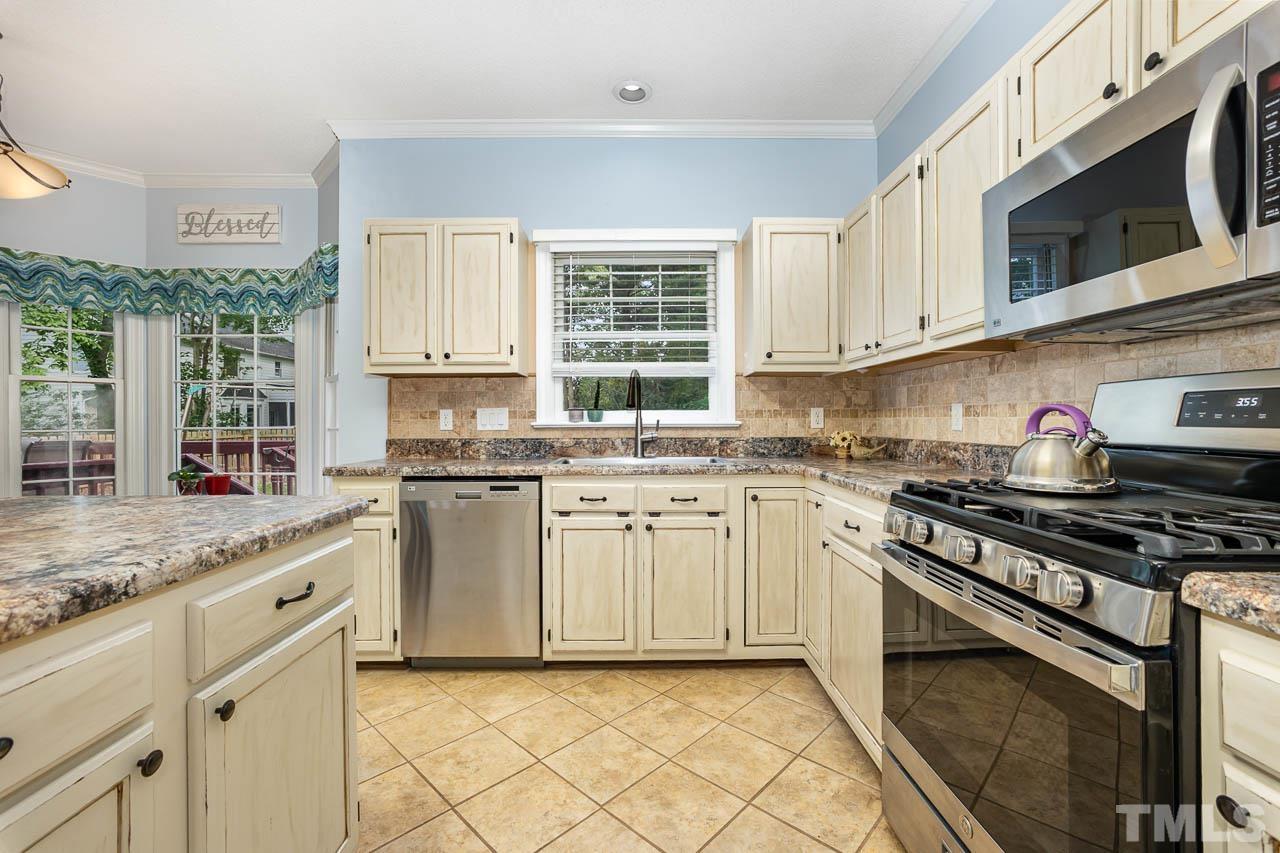 3216 Eagle Trail Raleigh, NC 27615 - Photo 6 of 22 Gallery Image 6