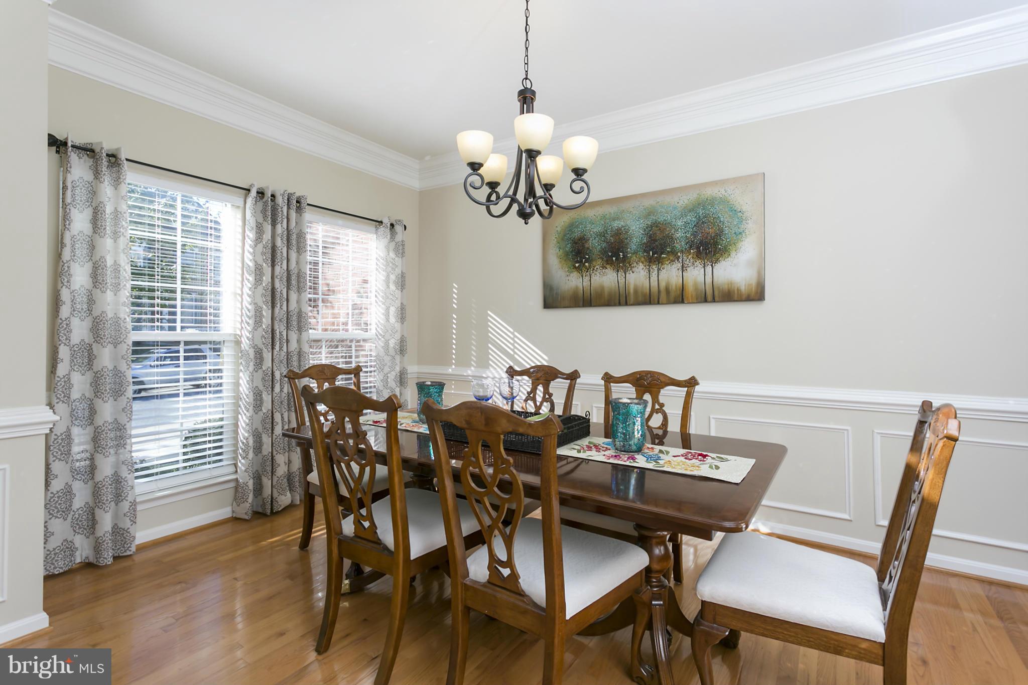 8086 High Castle Road Ellicott City, MD 21043 - Photo 5 of 30 Dining Room