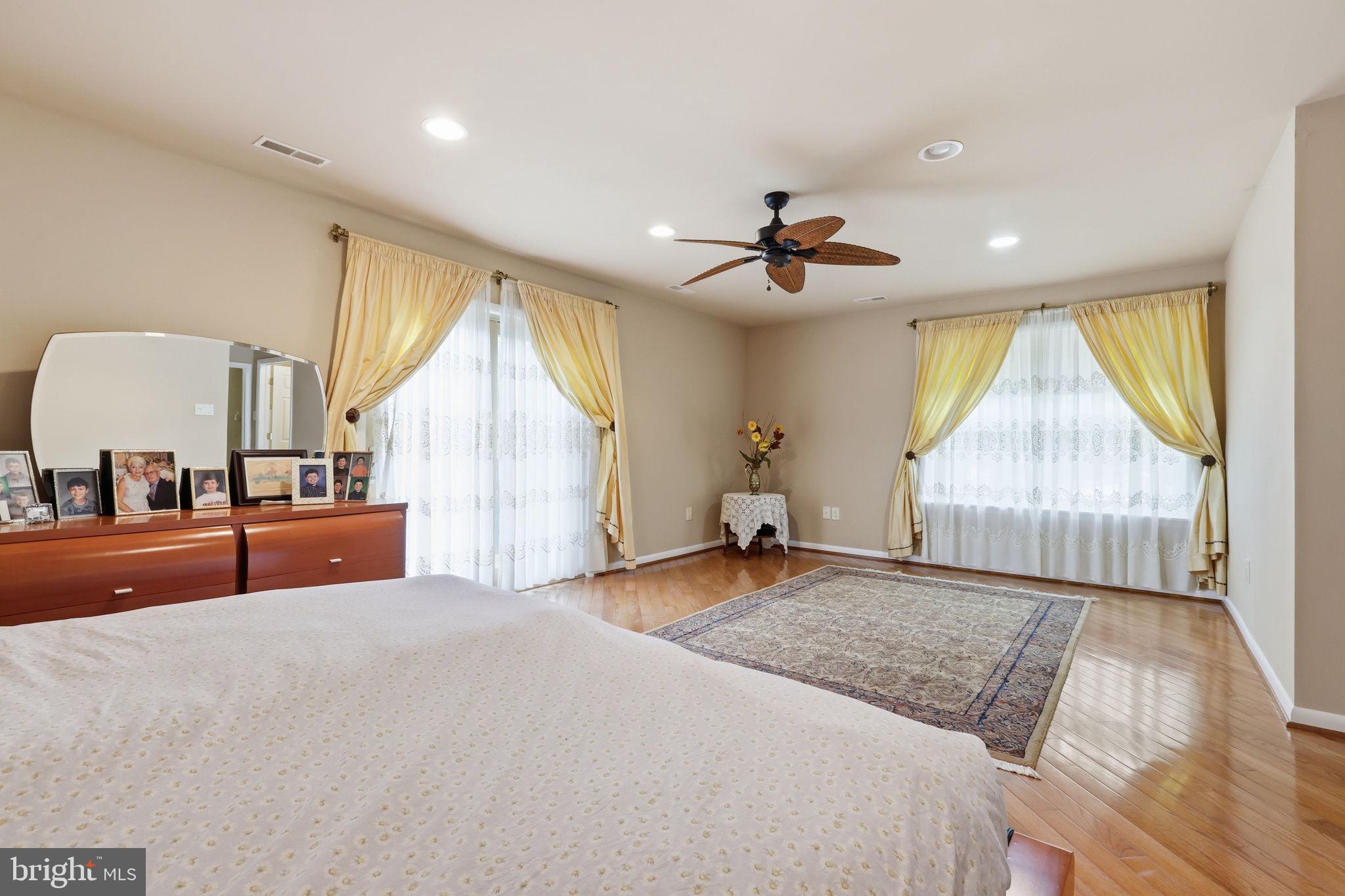 1111 Harriett Road Huntingdon Valley, PA 19006 - Photo 19 of 49
