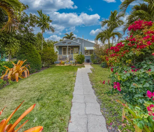 $2,200 | 320 North J Street, Unit 1, Lake Worth Beach, FL 33460