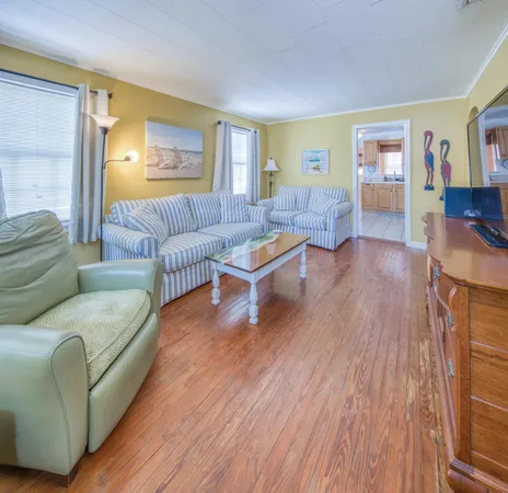 $2,200 | 320 North J Street, Unit 1, Lake Worth Beach, FL 33460