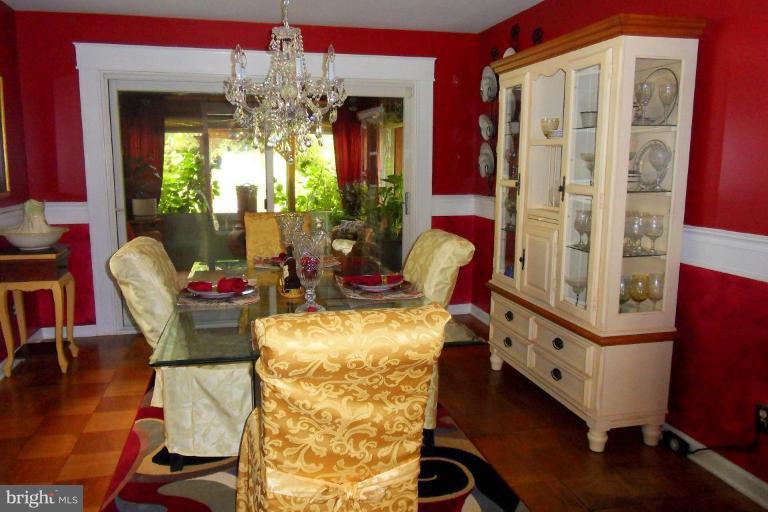 12004 Brandywine Road Clinton, MD 20735 - Photo 11 of 25 Dining Room