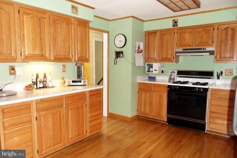 12004 Brandywine Road Clinton, MD 20735 - Photo 12 of 25 Kitchen #2