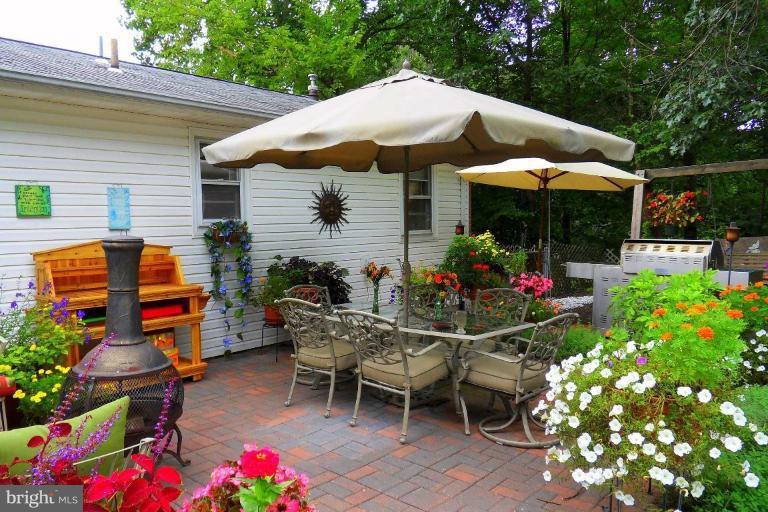 12004 Brandywine Road Clinton, MD 20735 - Photo 17 of 25 Patio