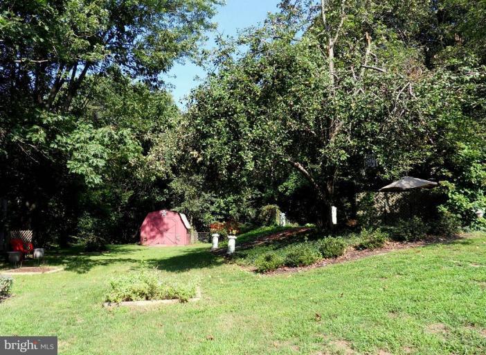 12004 Brandywine Road Clinton, MD 20735 - Photo 20 of 25 Wooded View / Acreage 2