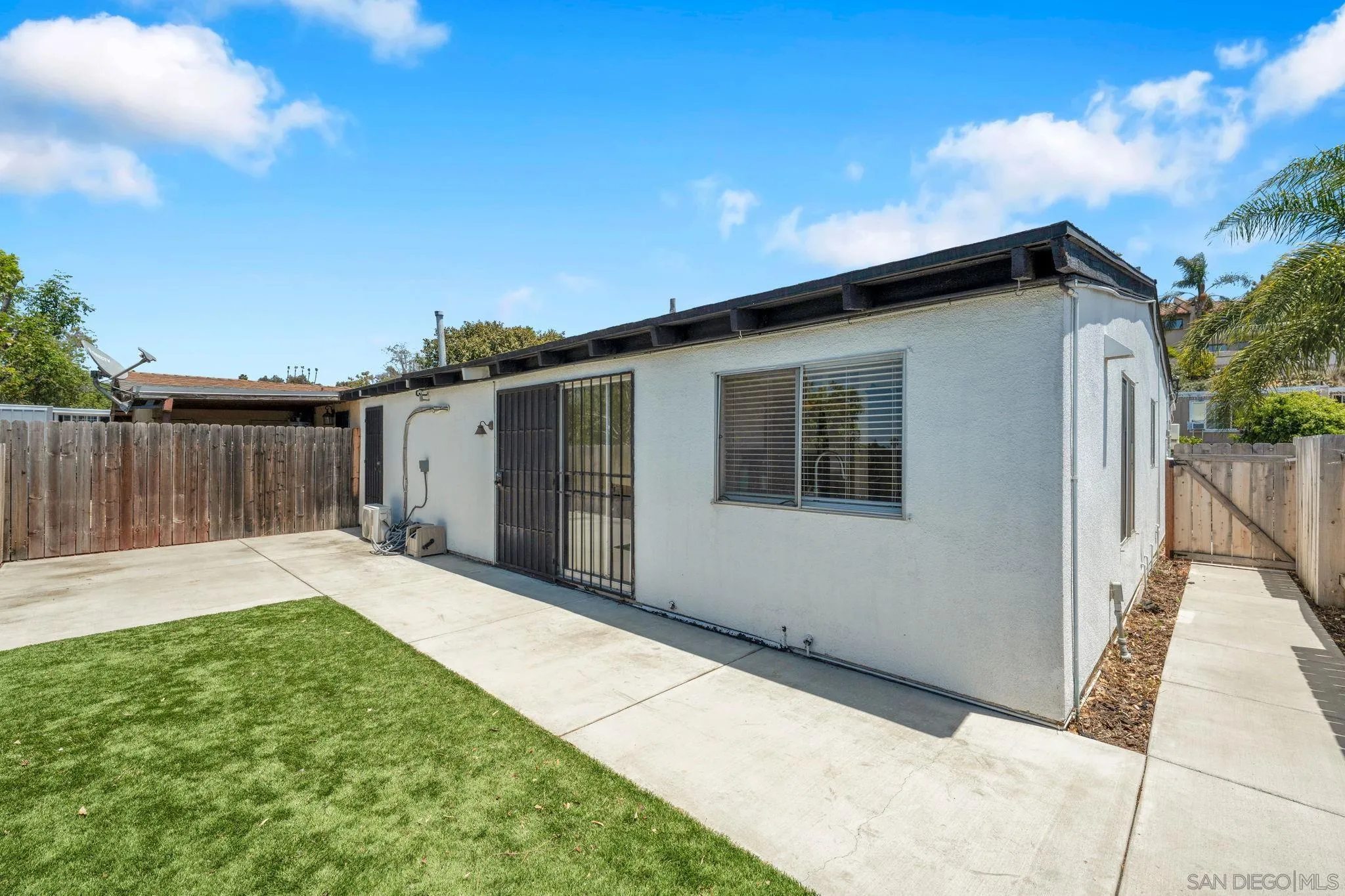 920 Raintree Place Vista, CA 92084 - Photo 20 of 22