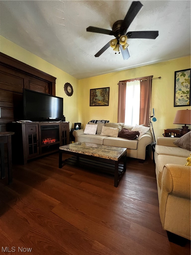 664 Carlysle Street Akron, OH 44310 - Photo 7 of 21 Gallery Image 7