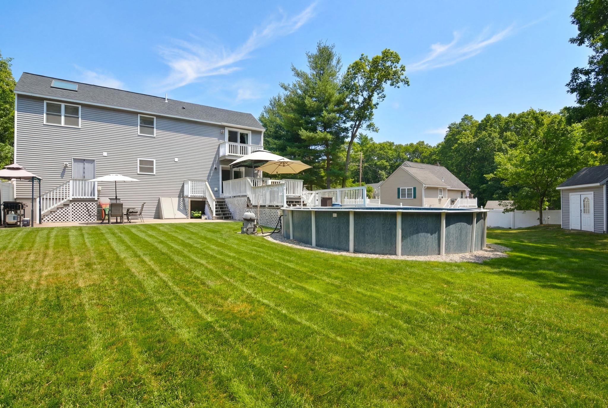 17 Custom Street Nashua, NH 03062 - Photo 3 of 42