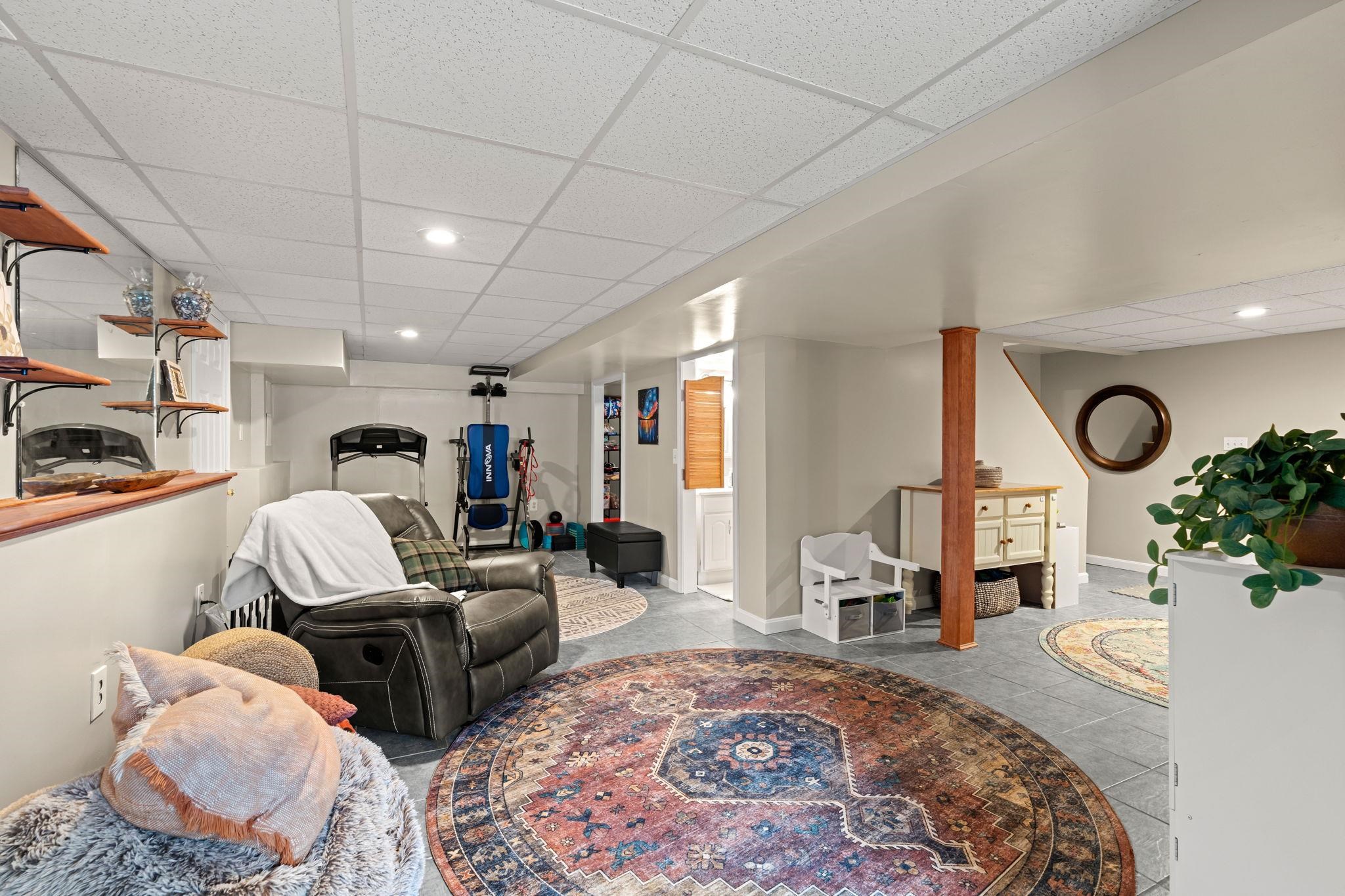 17 Custom Street Nashua, NH 03062 - Photo 41 of 42