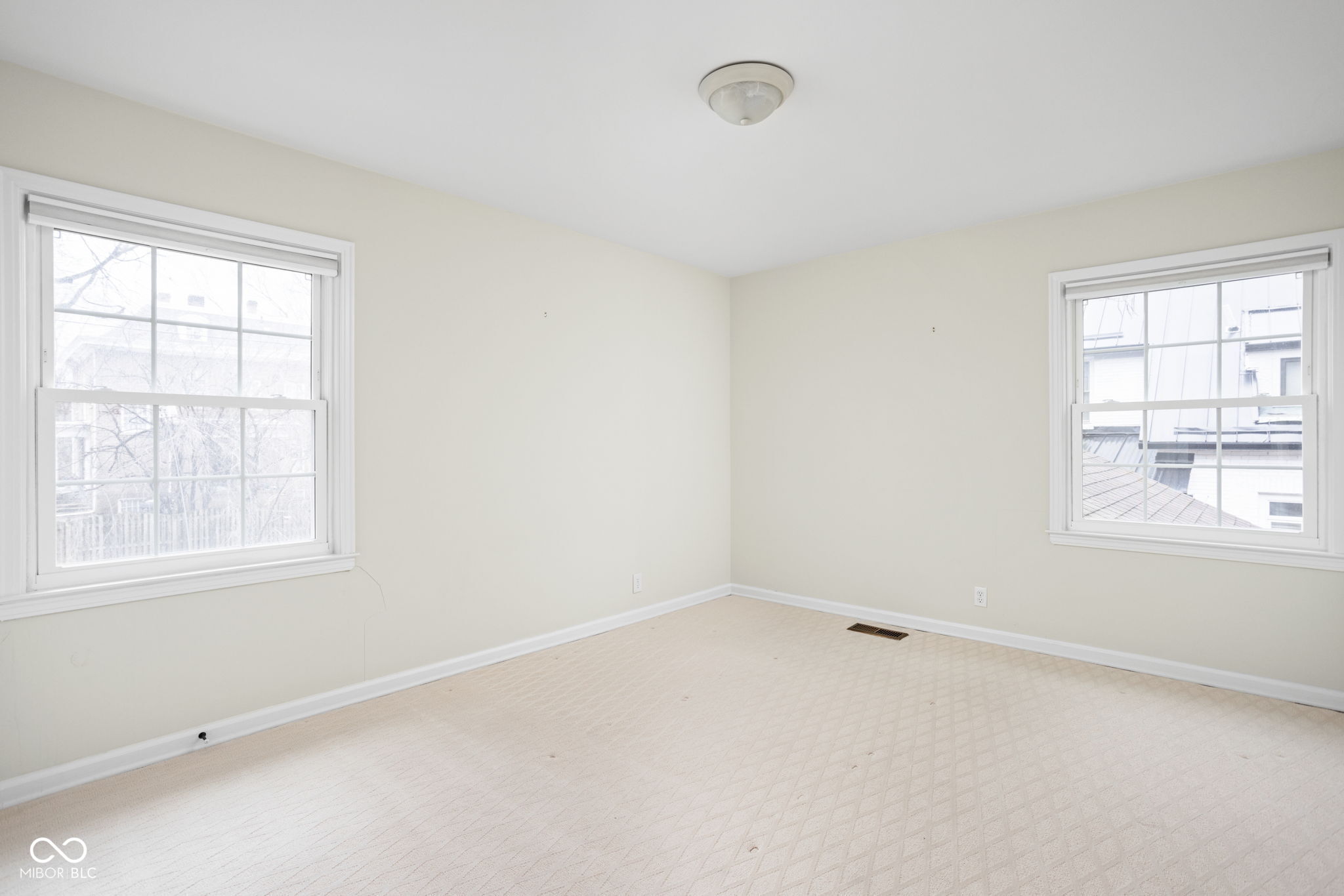 105 Berkley Road Indianapolis, IN 46208 - Photo 25 of 42 Gallery Image 25