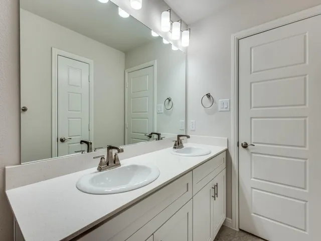 $445,000 | 1844 Rosedale Avenue, Van Alstyne, TX 75495