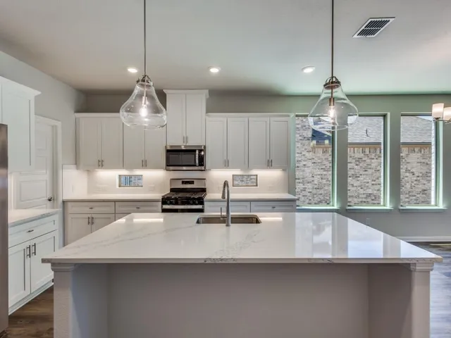 $445,000 | 1844 Rosedale Avenue, Van Alstyne, TX 75495