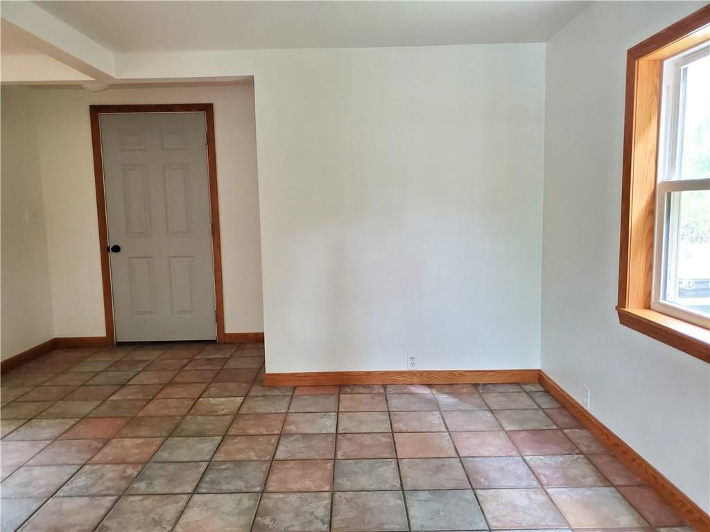 861 New Castle Road Slippery Rock, PA 16057 - Photo 6 of 22 Gallery Image 6