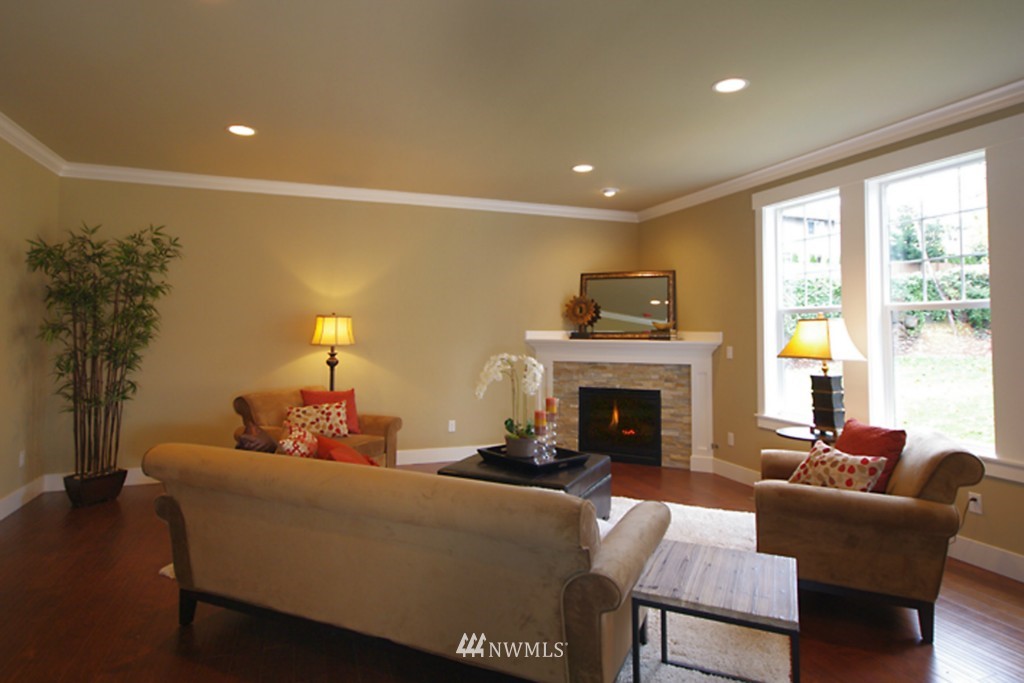 14802 Simonds Road Northeast Bothell, WA 98011 - Photo 3 of 15 Gallery Image 3