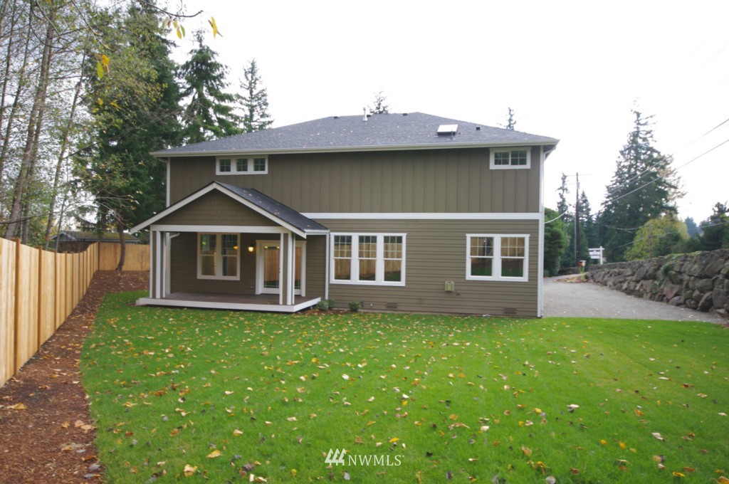 14802 Simonds Road Northeast Bothell, WA 98011 - Photo 9 of 15 Gallery Image 9