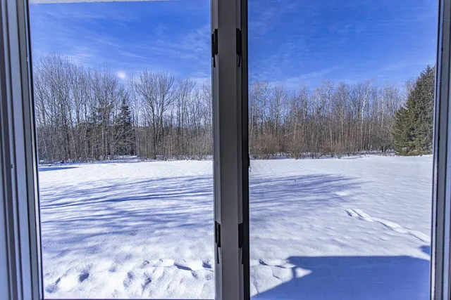 $349,500 | 1568 Essex Street, Bangor, ME 04401