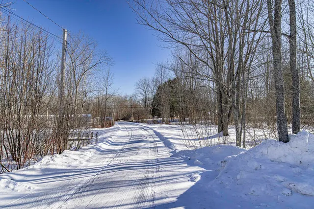 $349,500 | 1568 Essex Street, Bangor, ME 04401