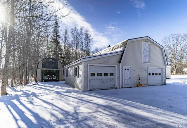 $349,500 | 1568 Essex Street, Bangor, ME 04401