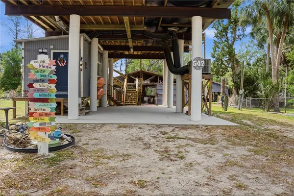 $365,000 | 547 Southeast 205th Street, Old Town, FL 32680