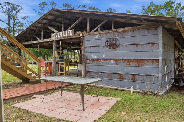 $365,000 | 547 Southeast 205th Street, Old Town, FL 32680