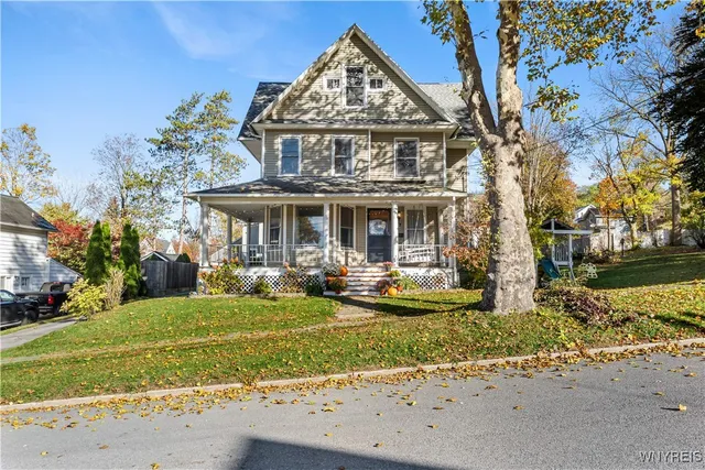 $299,900 | 37 State Street, Warsaw, NY 14569