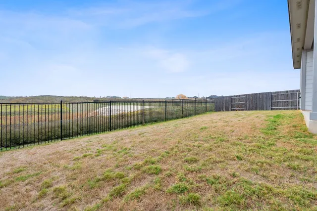 $2,000 | 202 Lime Street, Buda, TX 78610