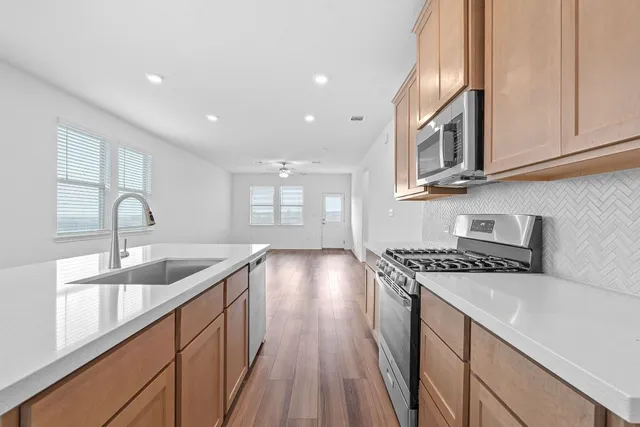 $2,000 | 202 Lime Street, Buda, TX 78610