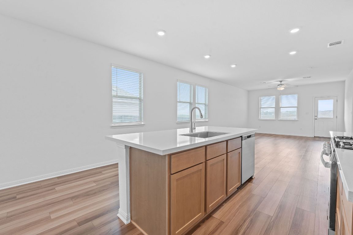 202 Lime Street Buda, TX 78610 - Photo 10 of 29