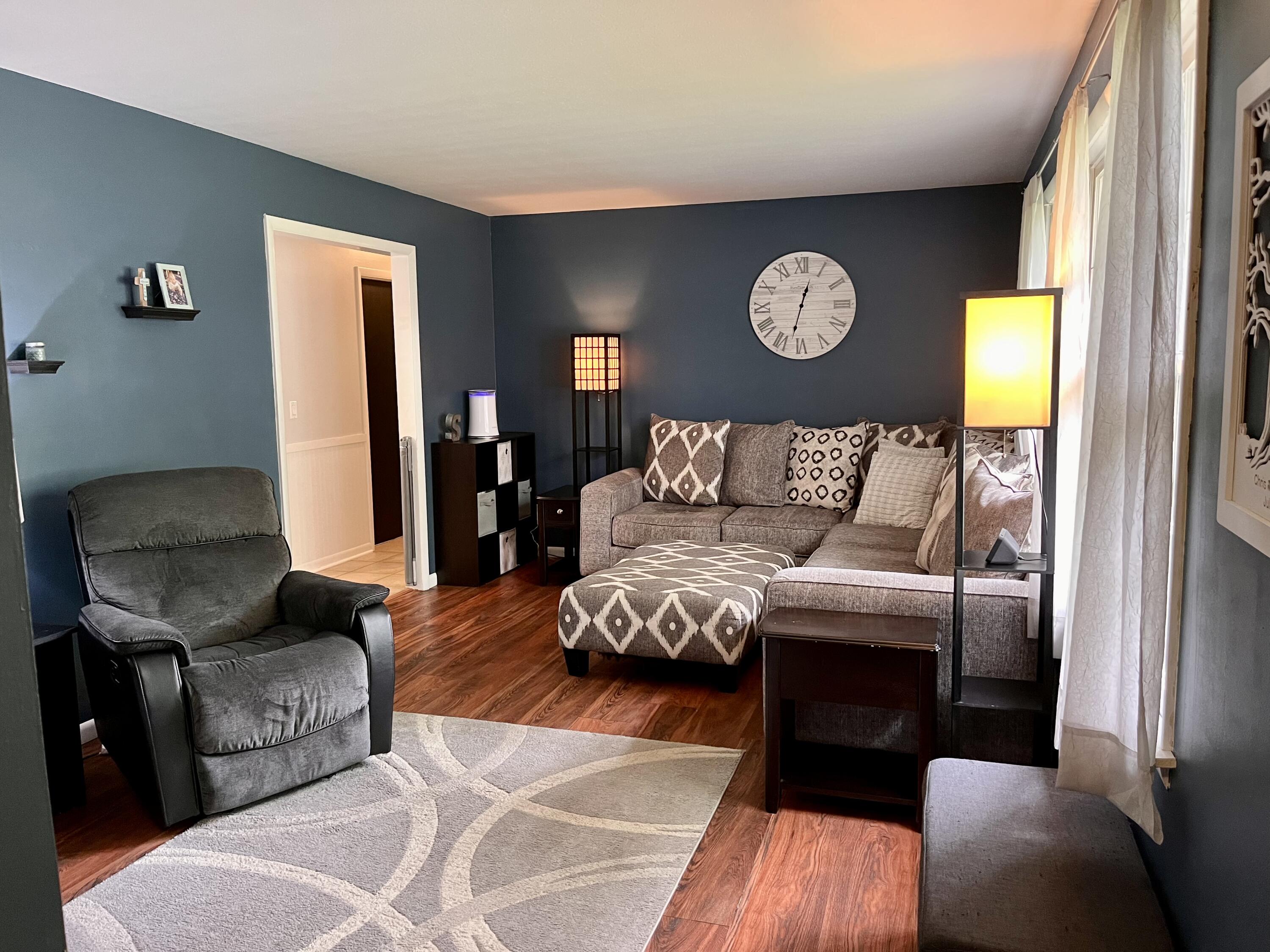 1421 Haverhill Road Muskegon, MI 49441 - Photo 5 of 57 BCDA1F97-E7EA-4CDA-9B14-2EFB3E3E9574