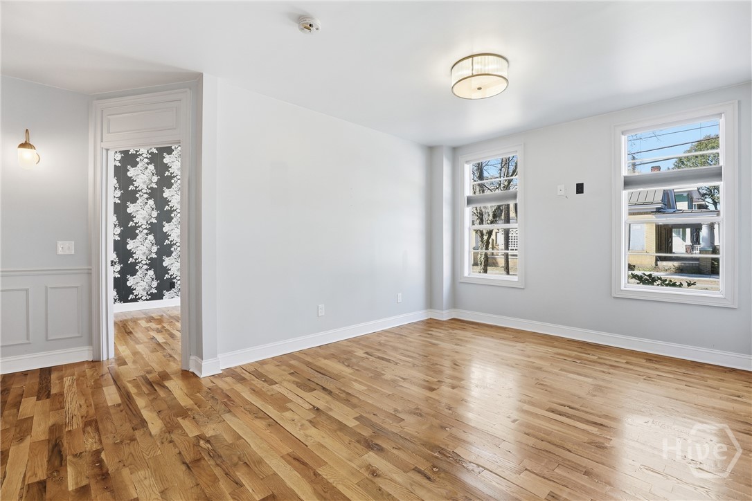 521 West 37th Street Savannah, GA 31415 - Photo 3 of 68